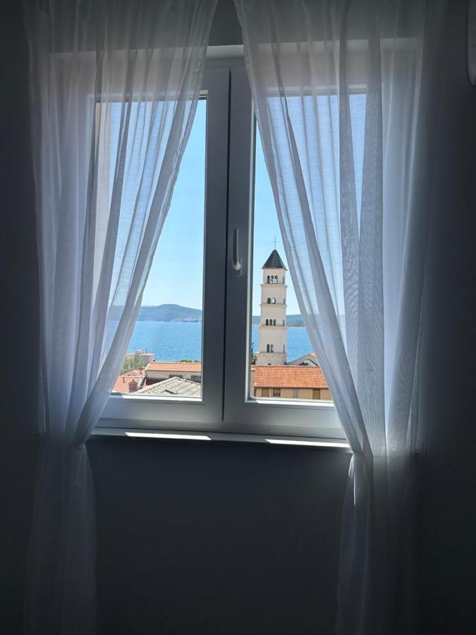 Bellevue Lägenhet Crikvenica Exteriör bild